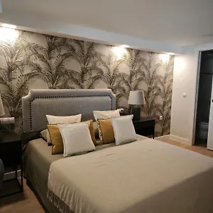 studio-sevilla-suites-malaga.hotelsinnerja.org/