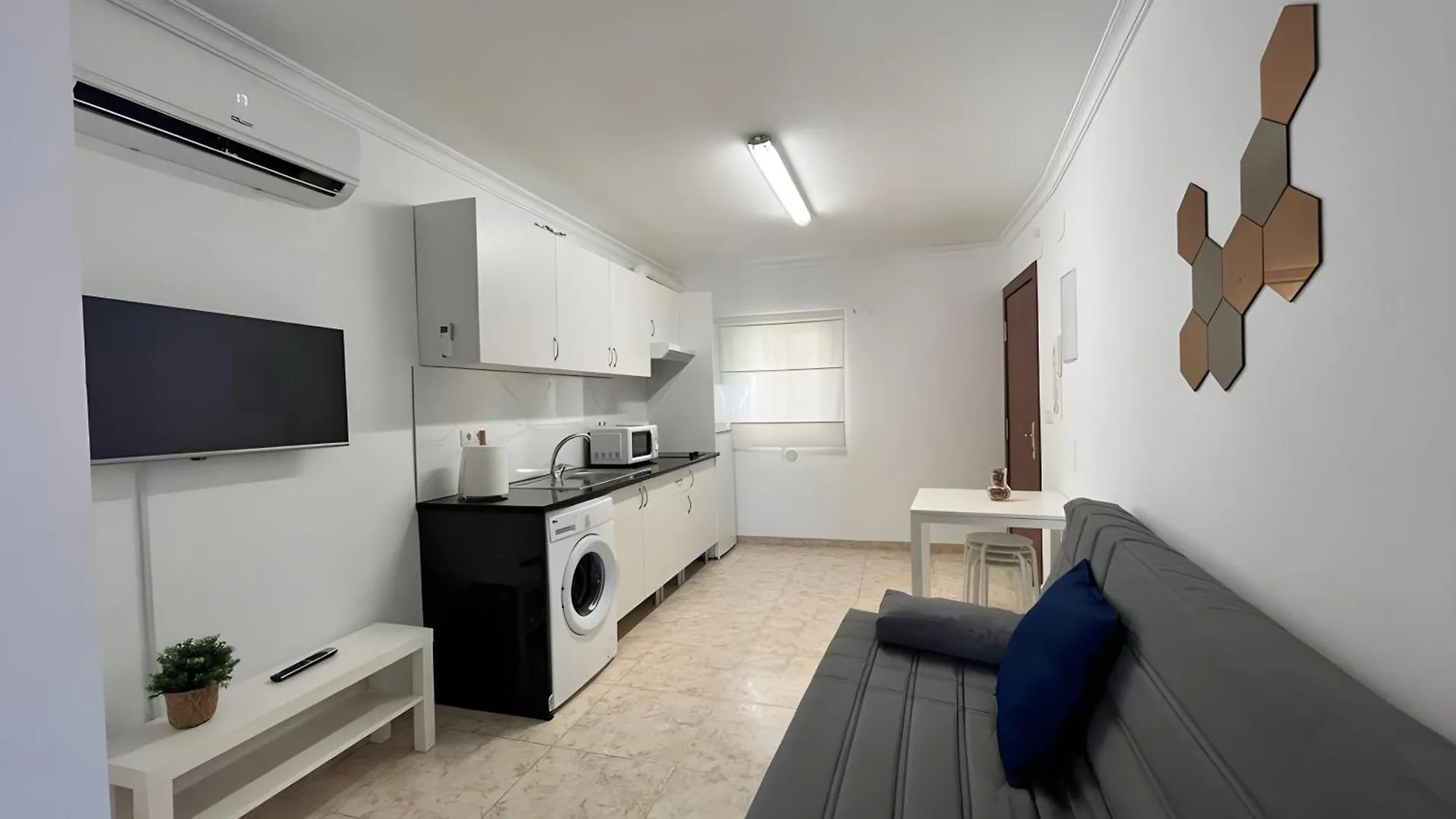 Nice And New Studio Close To The City Center 3ºb Malaga